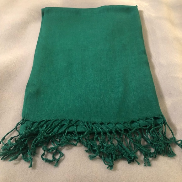 Fringe Pashmina Scarves Set - Picture 4 of 5